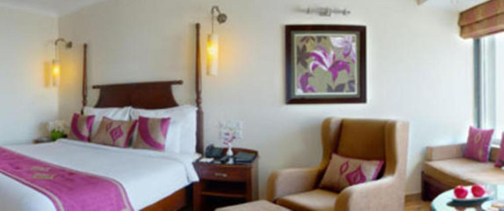 Royal Orchid Fort Resort Mussoorie Ngoại thất bức ảnh