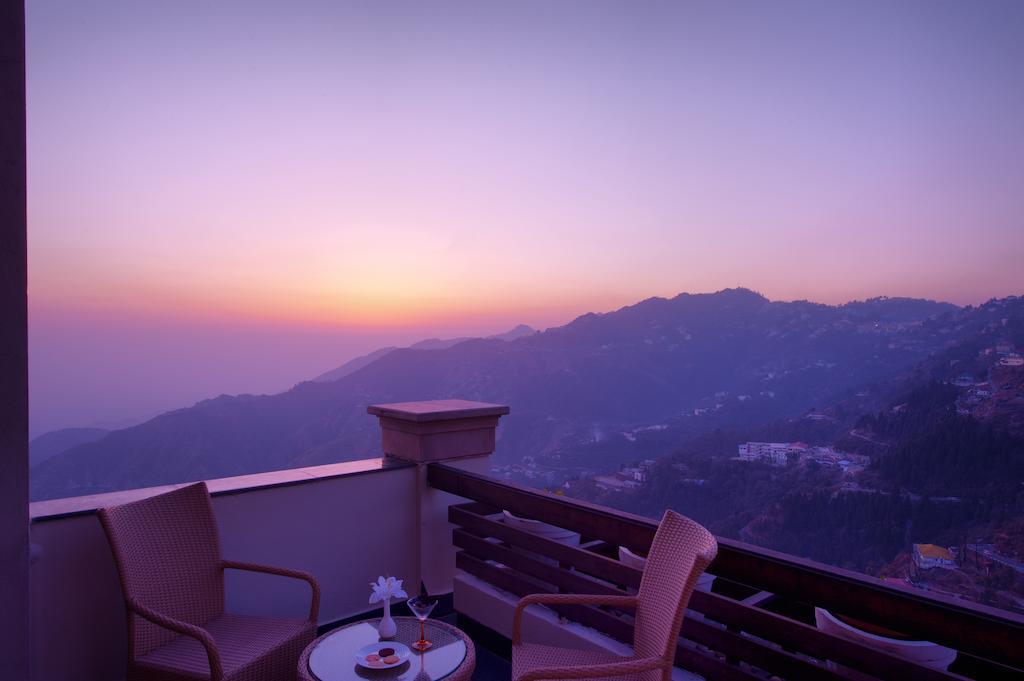 Royal Orchid Fort Resort Mussoorie Ngoại thất bức ảnh
