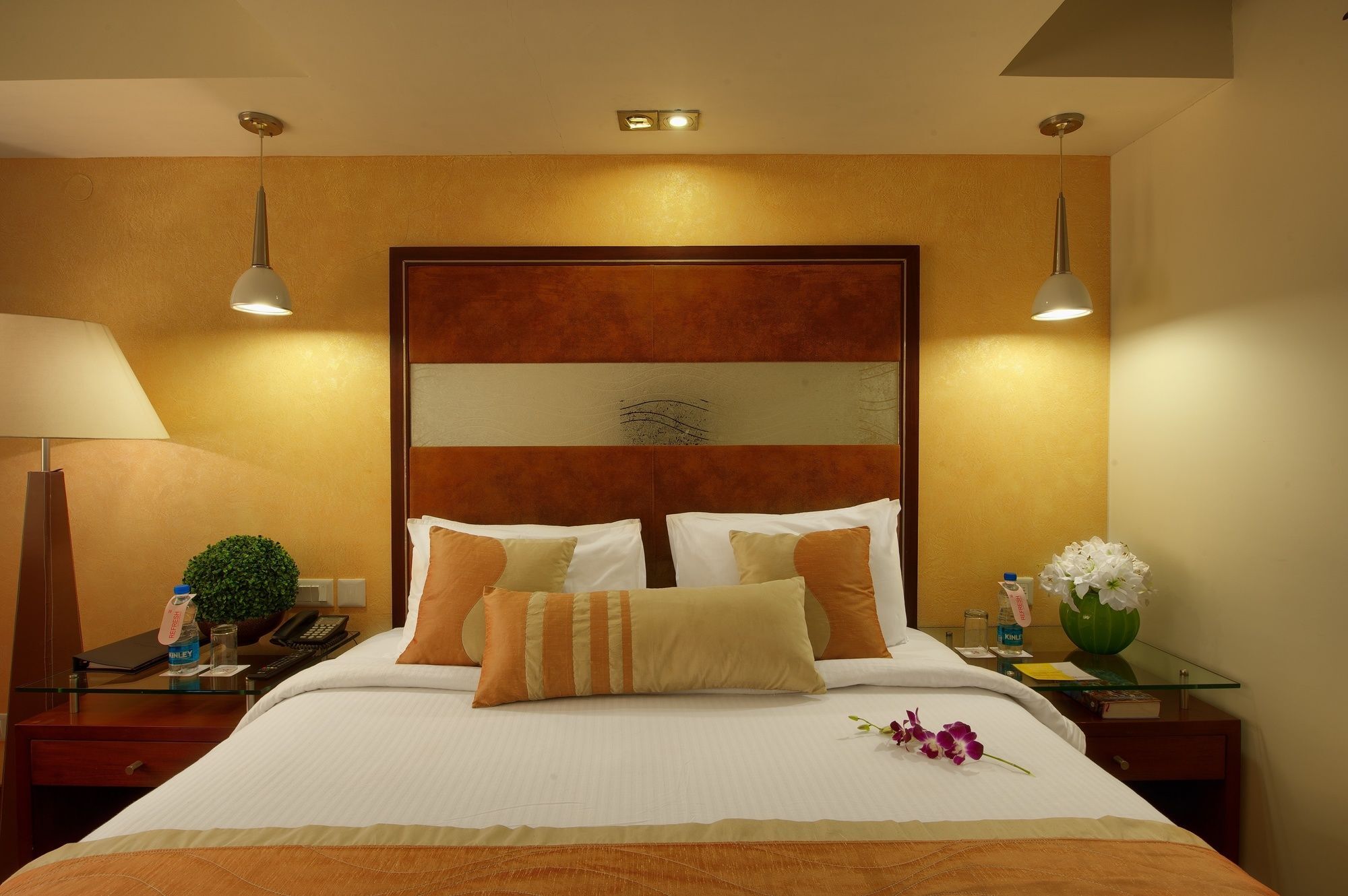 Royal Orchid Fort Resort Mussoorie Ngoại thất bức ảnh